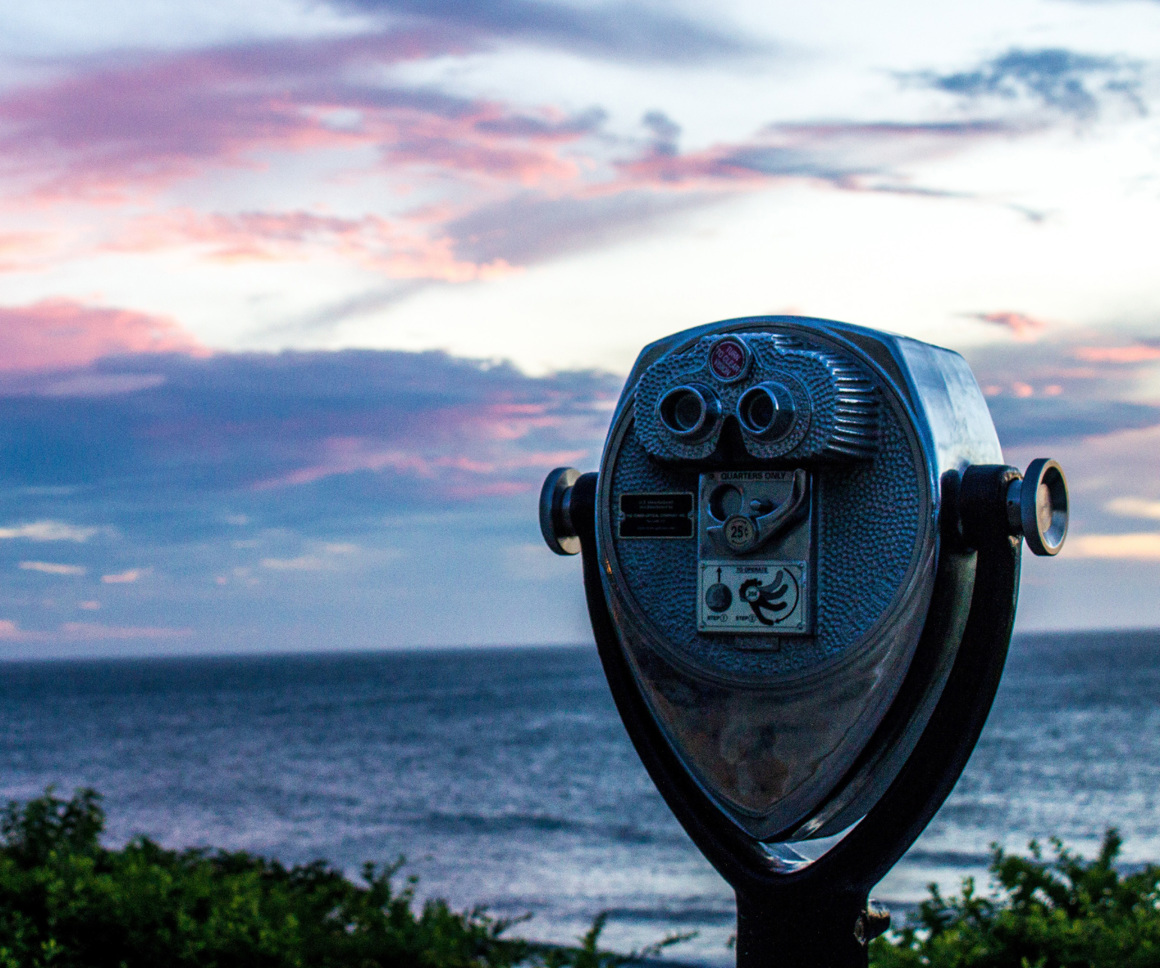 Tourist binocular machine